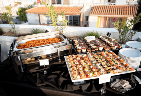 Deluxe Canape Package